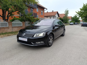 Volkswagen Passat 7 1.6tdi 77kw HIGHLINE/LED/XENON/NAVI/SENZORI