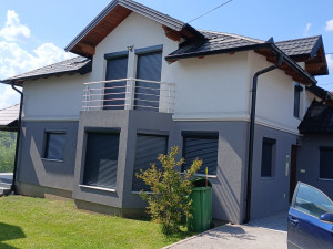 Kuća Puračic Lukavac 230m2 kuca na prodaju Kuća