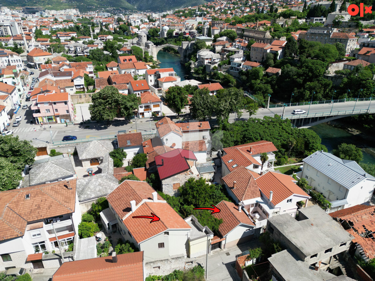 Stari grad - kod skole (Dva stambena objekta)