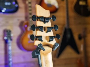 Schecter C-1 STANDARD Black Fade Burst Burl gitara