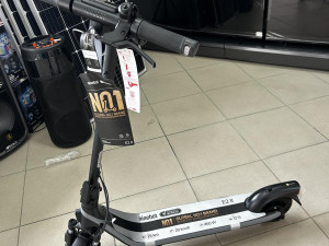 Električni trotinet Segway Ninebot Kickscooter E2 II
