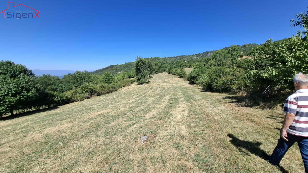 Sigenx prodaje zemljište/Stari Grad/Gornje Biosko/16000 m2 3
