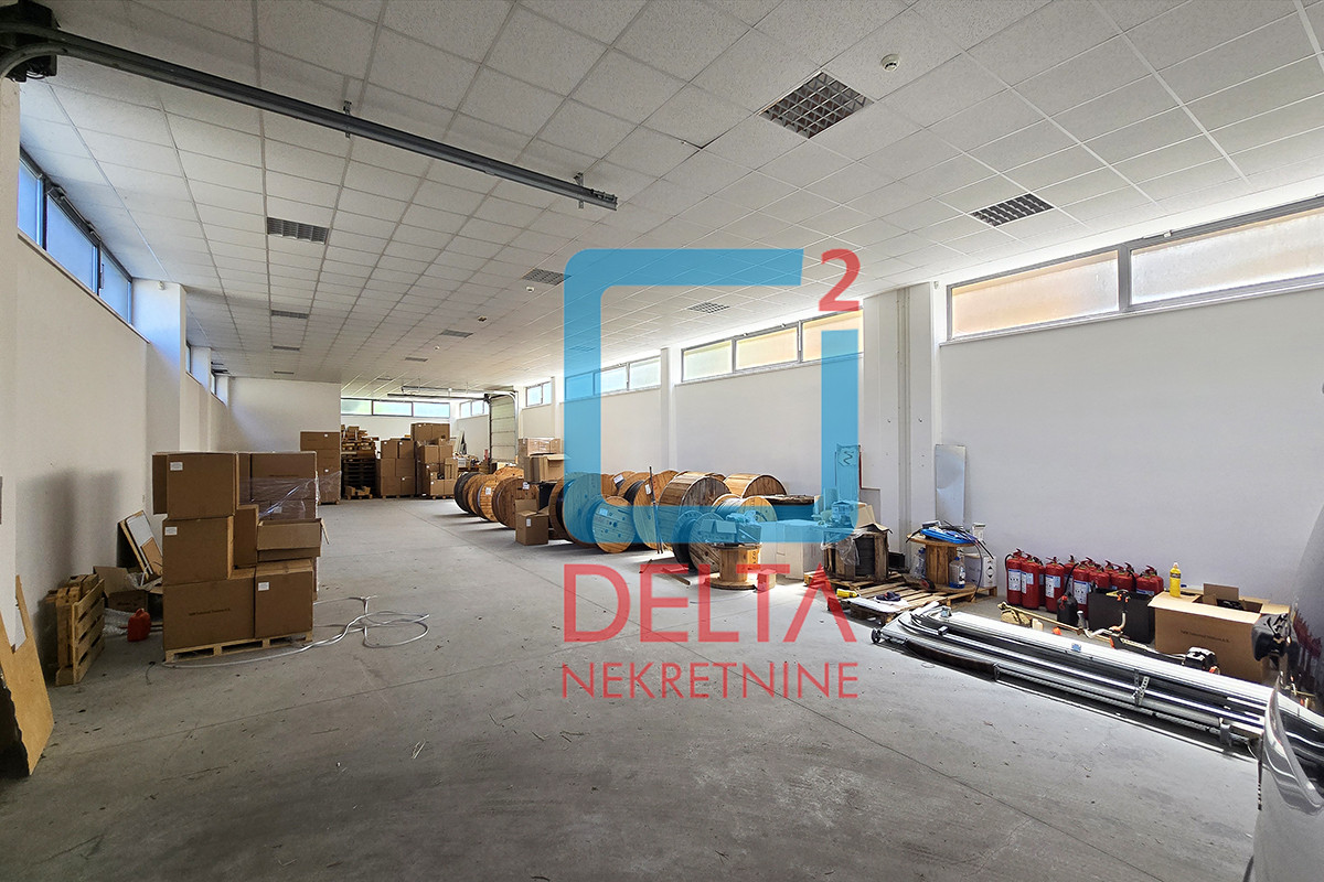 Poslovni objekat / prostor / 1.490m2 / Stup / Ilidža 4