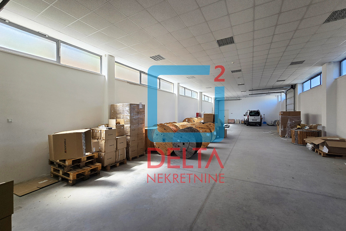 Poslovni objekat / prostor / 1.490m2 / Stup / Ilidža 6