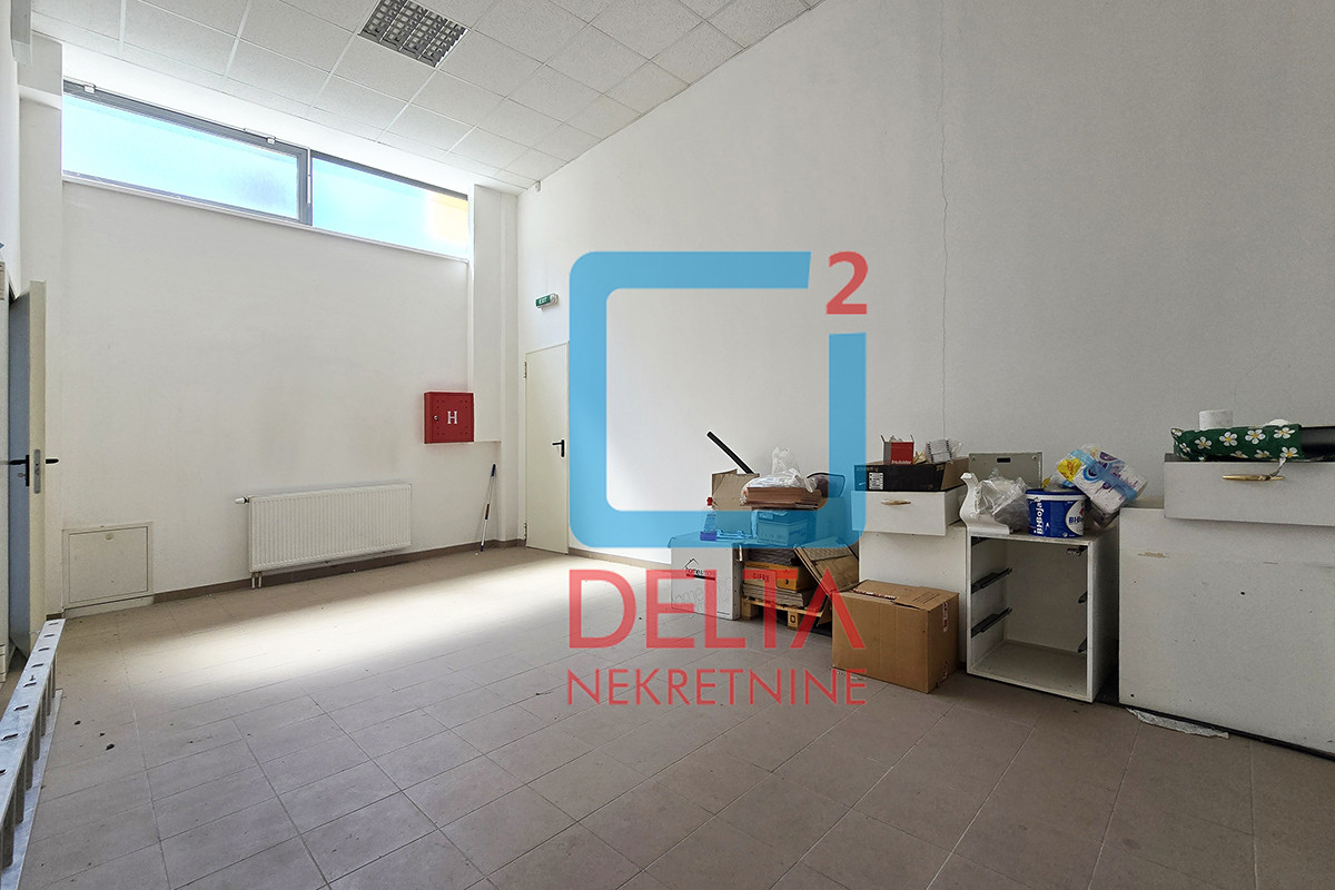 Poslovni objekat / prostor / 1.490m2 / Stup / Ilidža 7