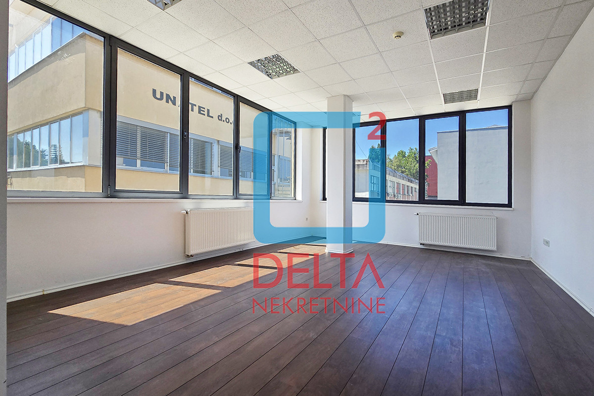 Poslovni objekat / prostor / 1.490m2 / Stup / Ilidža 12
