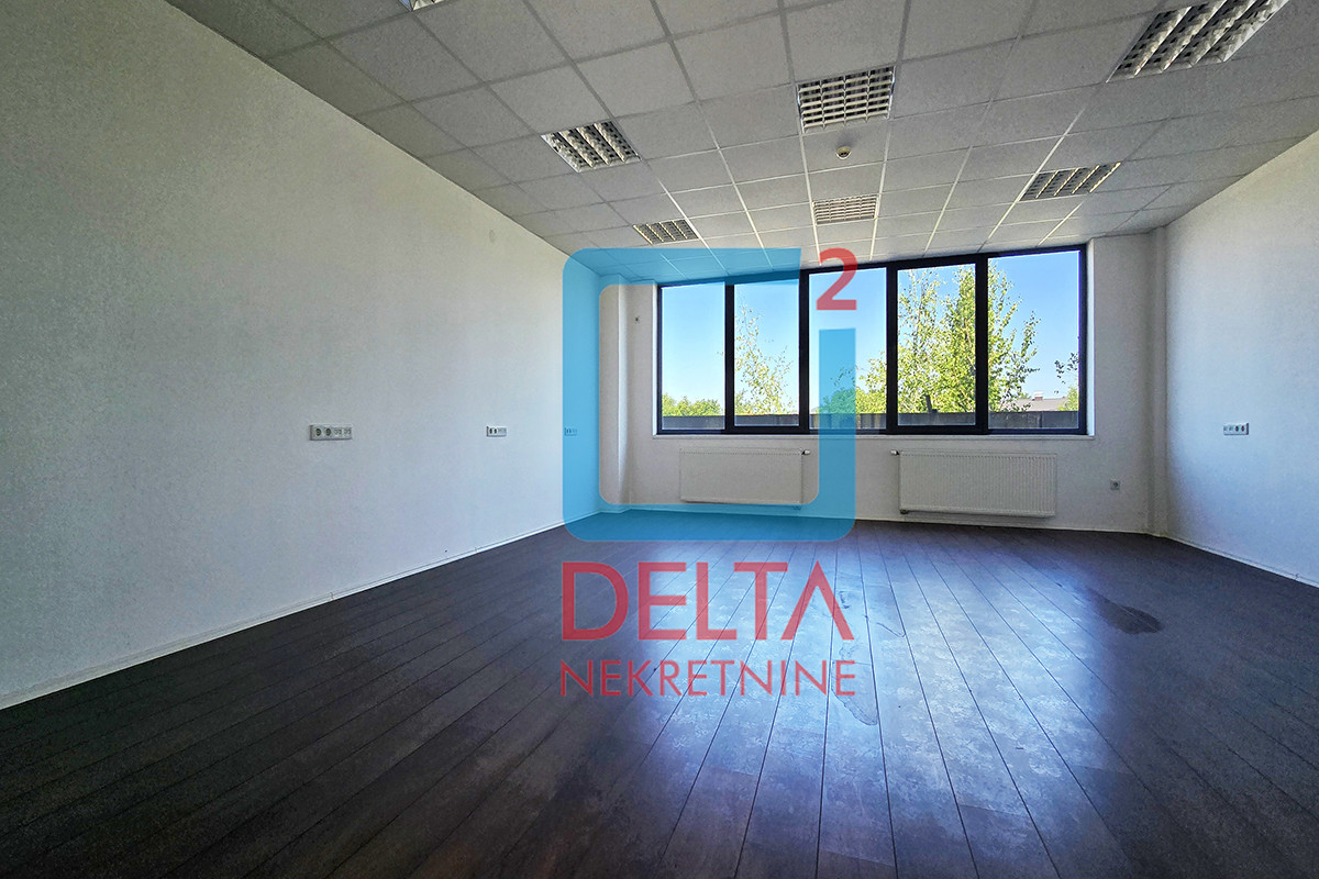 Poslovni objekat / prostor / 1.490m2 / Stup / Ilidža 18