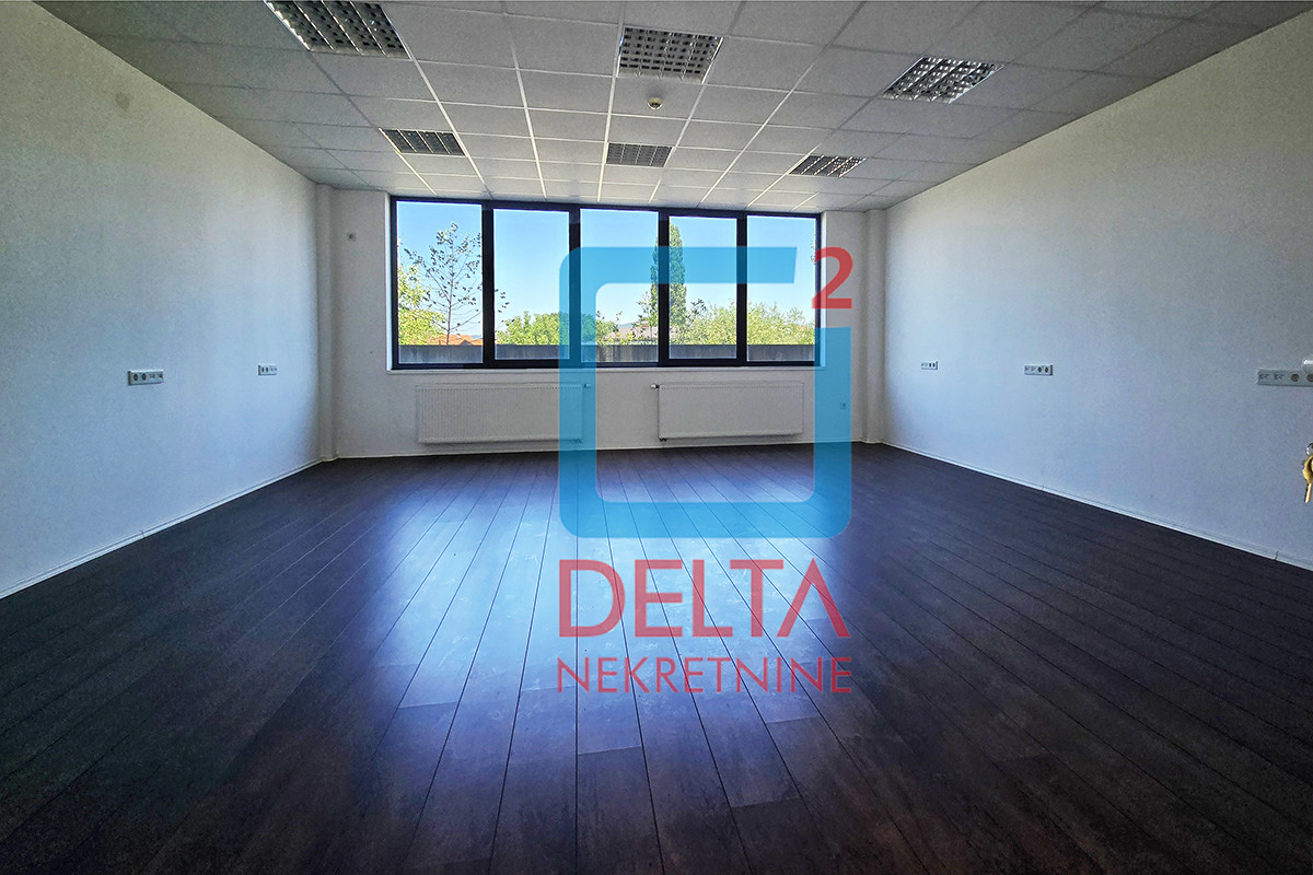 Poslovni objekat / prostor / 1.490m2 / Stup / Ilidža 19
