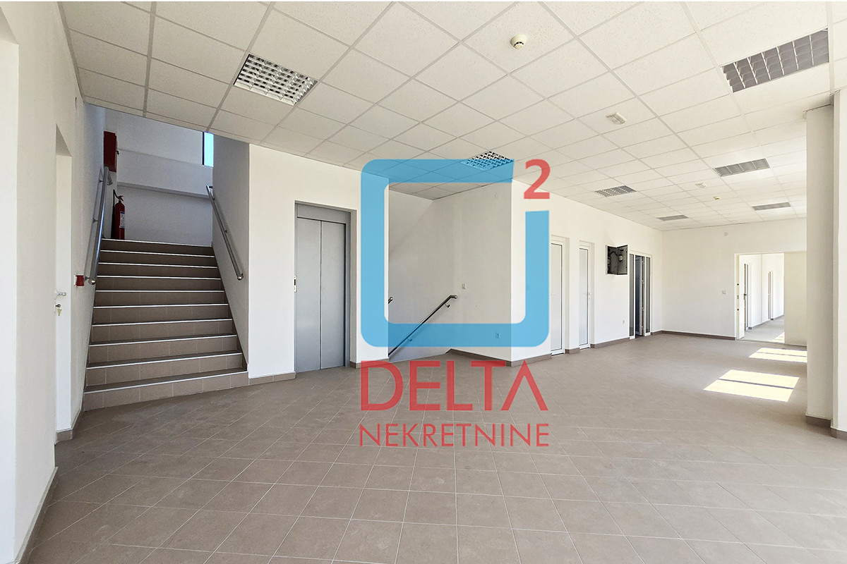Poslovni objekat / prostor / 1.490m2 / Stup / Ilidža 24