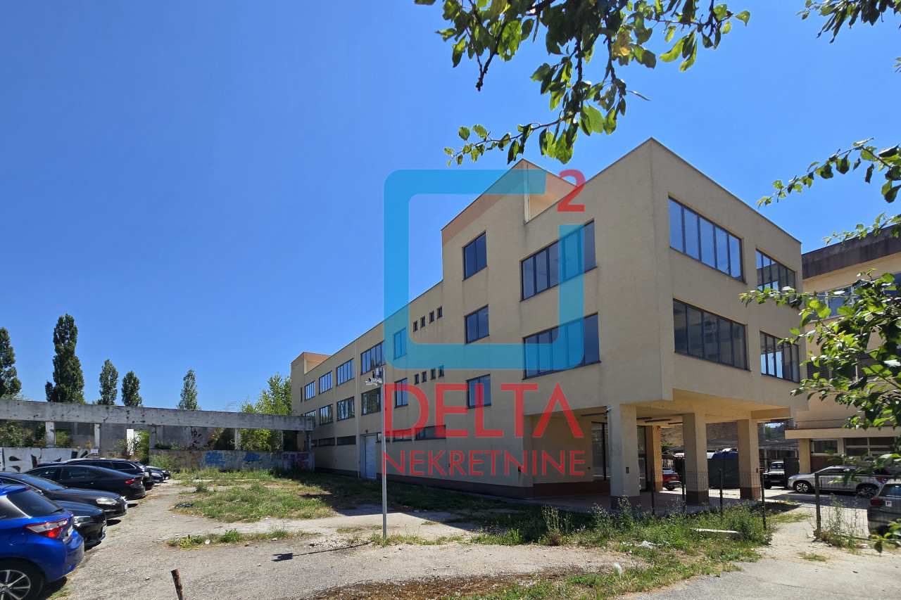 Poslovni objekat / prostor / 1.490m2 / Stup / Ilidža 44