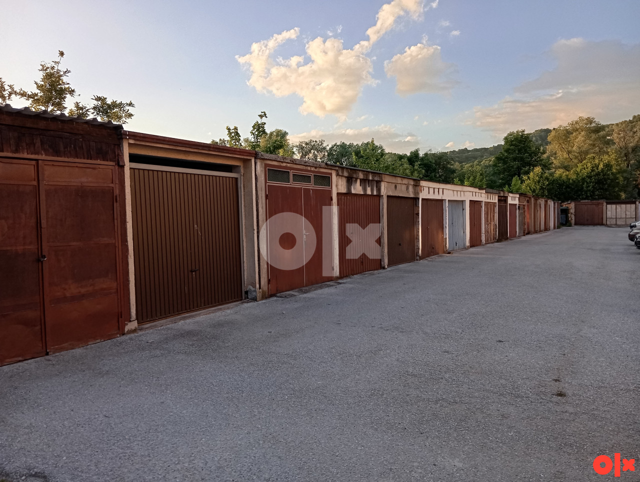 Garaža Visoko 20m2 2