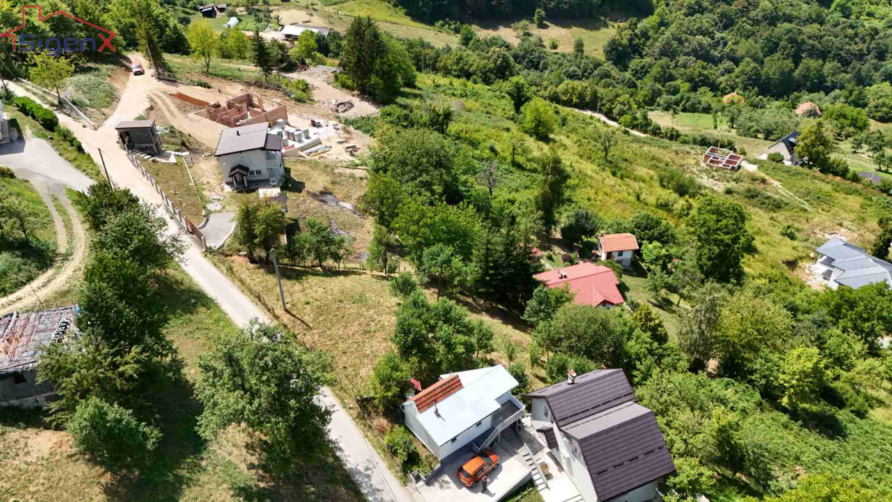 Sigenx prodaje/zemljište/Malešići/1215 m2 5
