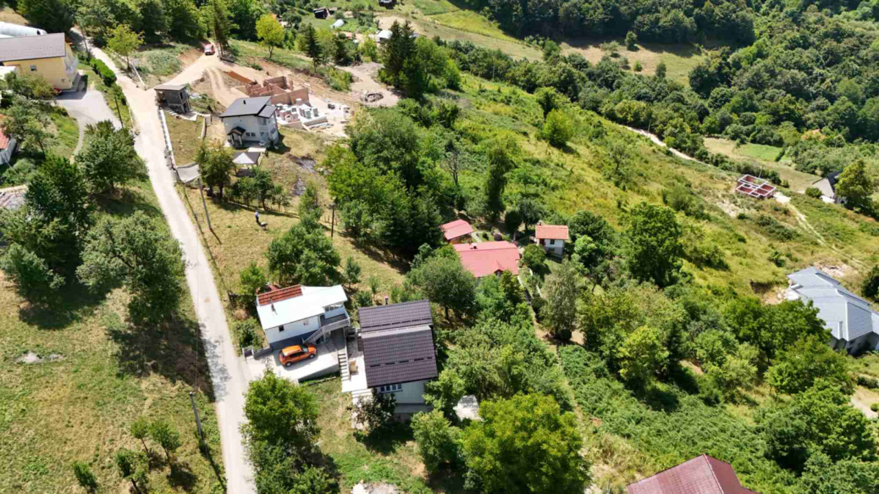 Sigenx prodaje/zemljište/Malešići/1215 m2 6