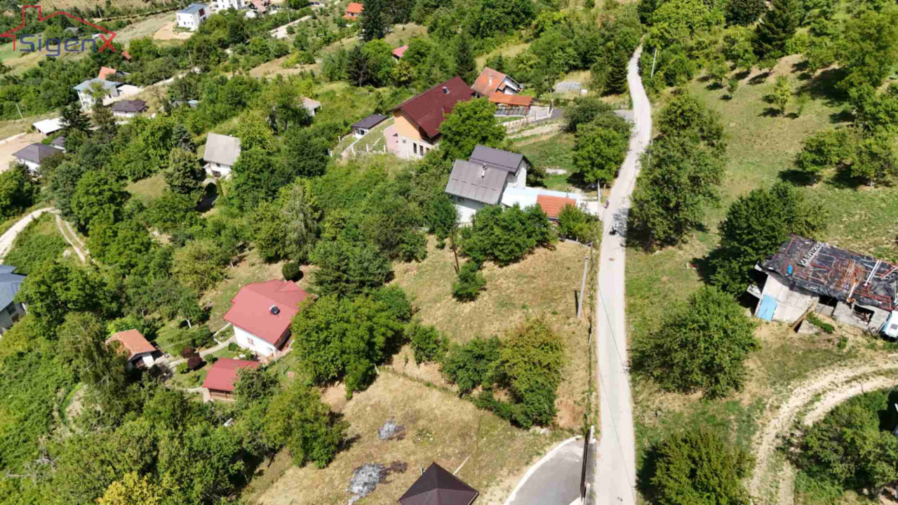 Sigenx prodaje/zemljište/Malešići/1215 m2 8