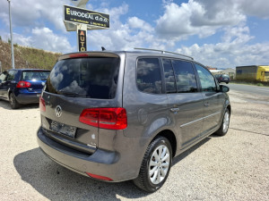 VW Touran HIGHLINE 1,6 TDI 77 KW 2011 GOD. REG.2/26 GOD.EXTRA