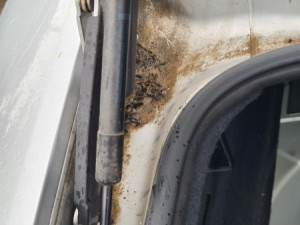 Amortizeri haube audi A6 4F limuzina i karavan