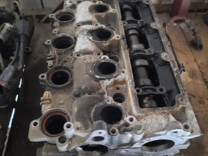 Glava Motora Peugeot 407 2.0 hdi 100 kw