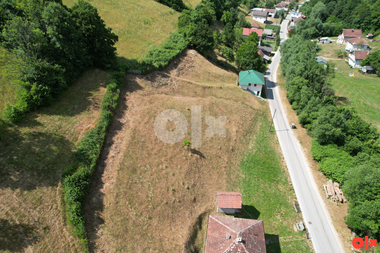 Zemljište u Tarčinu sa dozvolom za gradnju objekta 72m2 10