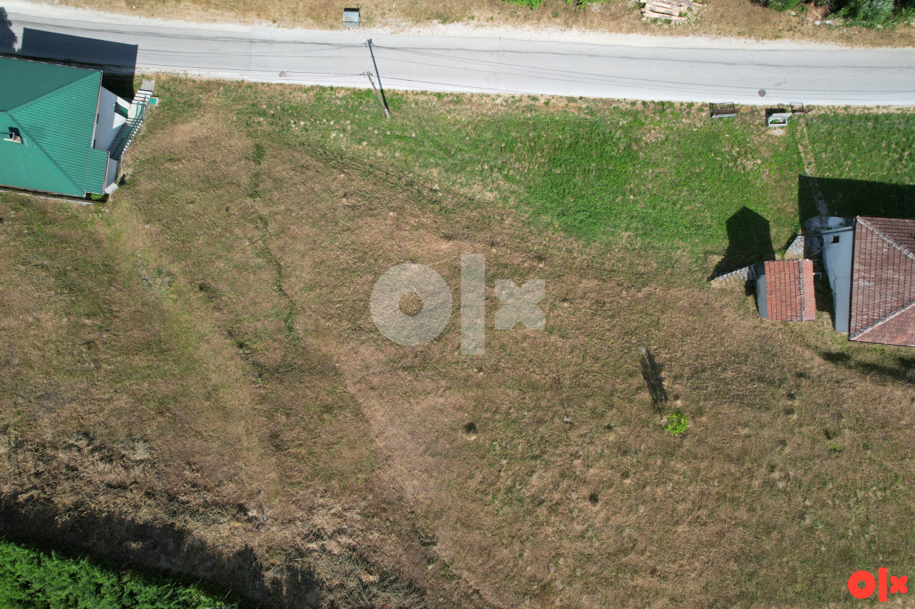 Zemljište u Tarčinu sa dozvolom za gradnju objekta 72m2 11