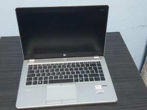 HP 14.1 LED SLIM I5 SSD256GB RAM8GB NOVA BATERIJA ORGINAL PUNJAC