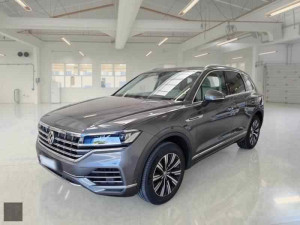 Volkswagen Touareg 3.0 Panorama (111272KM) Citati detaljno!