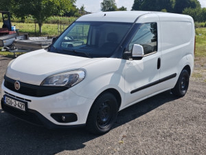 Fiat doblo 1.3 jtd 66kw 90ks klima parking kamera navigacija