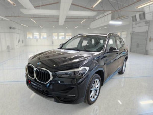 BMW X1 2.0d sDrive18 Business Kamera LED LCI 2020