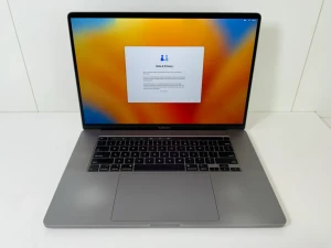 Laptop Apple MacBook Pro 2019 i7/16GB/512GB/AMD 5300M Back2School