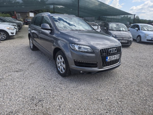 Audi Q7 3.0 180kw dizel Automatik 2012god tip top 065 429 152