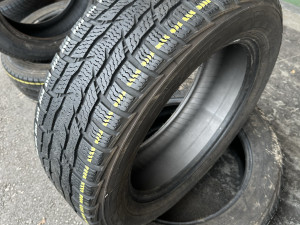 Nokian 215/60 r17c r 17 c 17c