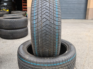 265 45 20 Pirelli