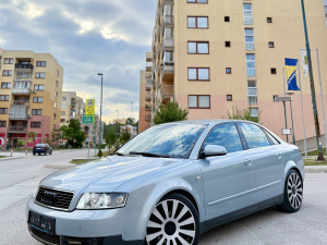 AUDI A4 B6 2.0 110KW  BENZIN GODINA 2002 REG 03/2026 NAVI