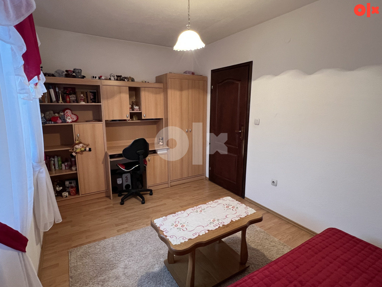 Stan Pale 62 m2 - kompletno namjesten- naselje Repca 16