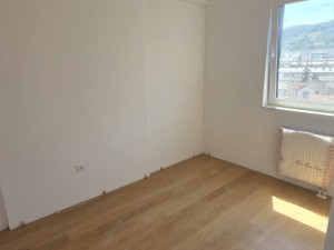 Stan 66 m2 u centru grada photo 3