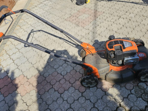 Husqvarna kosilica