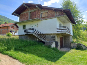 Tri kuće Semizovac Nebočaj