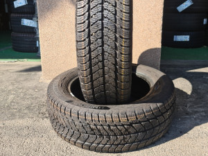 215 60 17 C Uniroyal