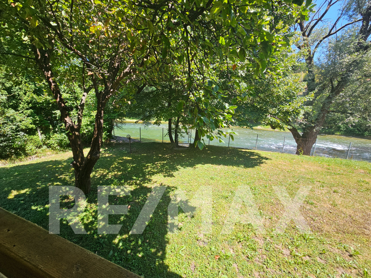 Odlična kuća na obali Vrbasa-plac 838m2+plaža 4
