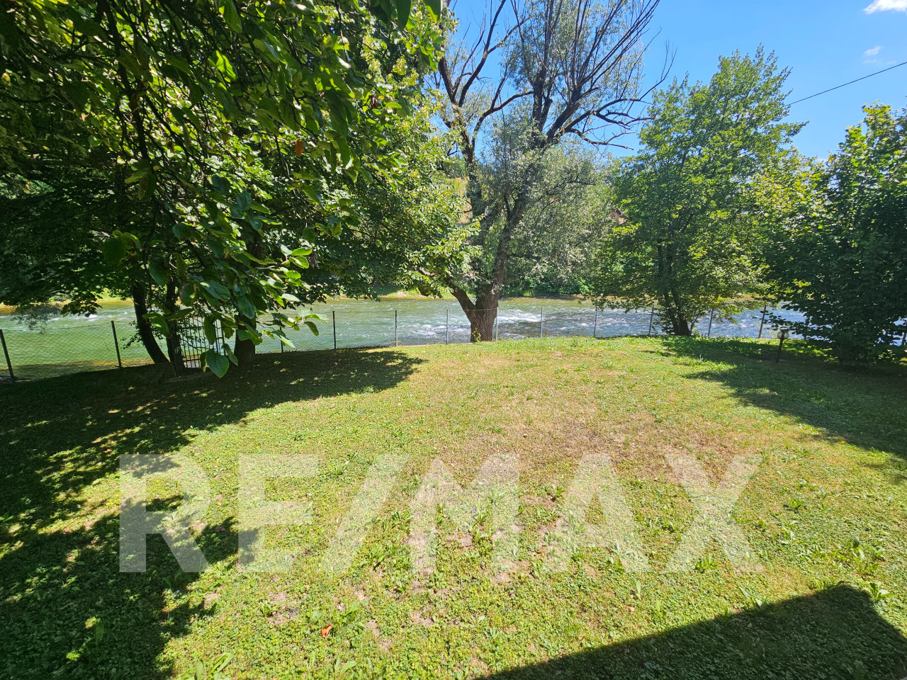 Odlična kuća na obali Vrbasa-plac 838m2+plaža 5