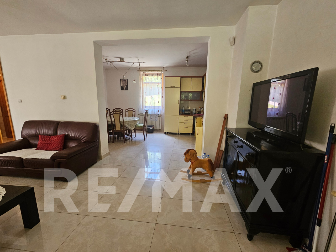 Odlična kuća na obali Vrbasa-plac 838m2+plaža 16