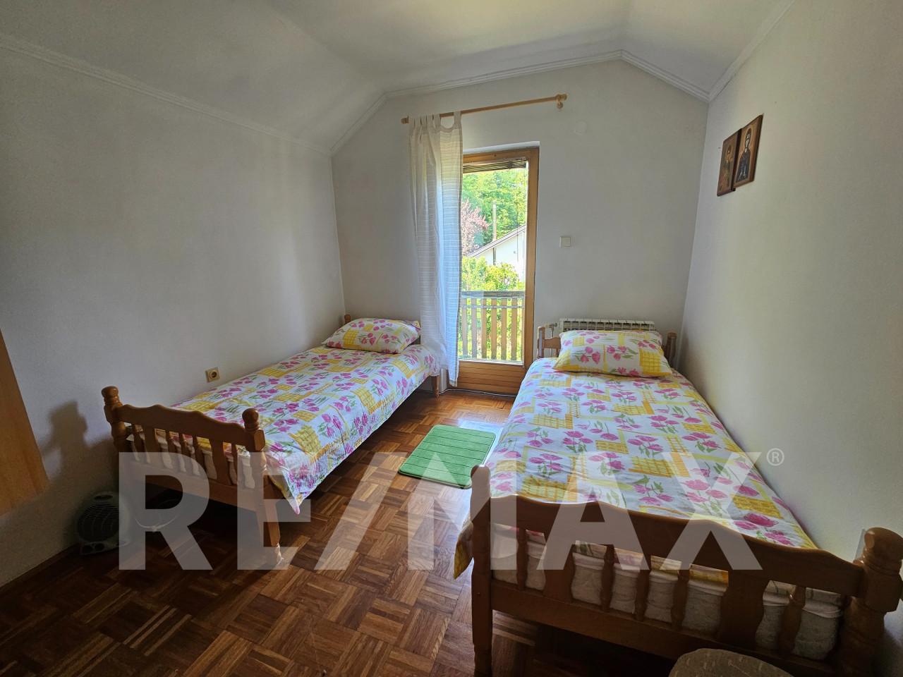 Odlična kuća na obali Vrbasa-plac 838m2+plaža 23