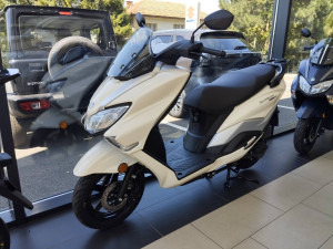 SUZUKI BURGMAN 125