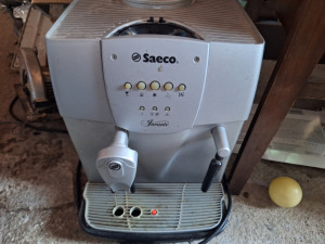 Saeco kafe aparat