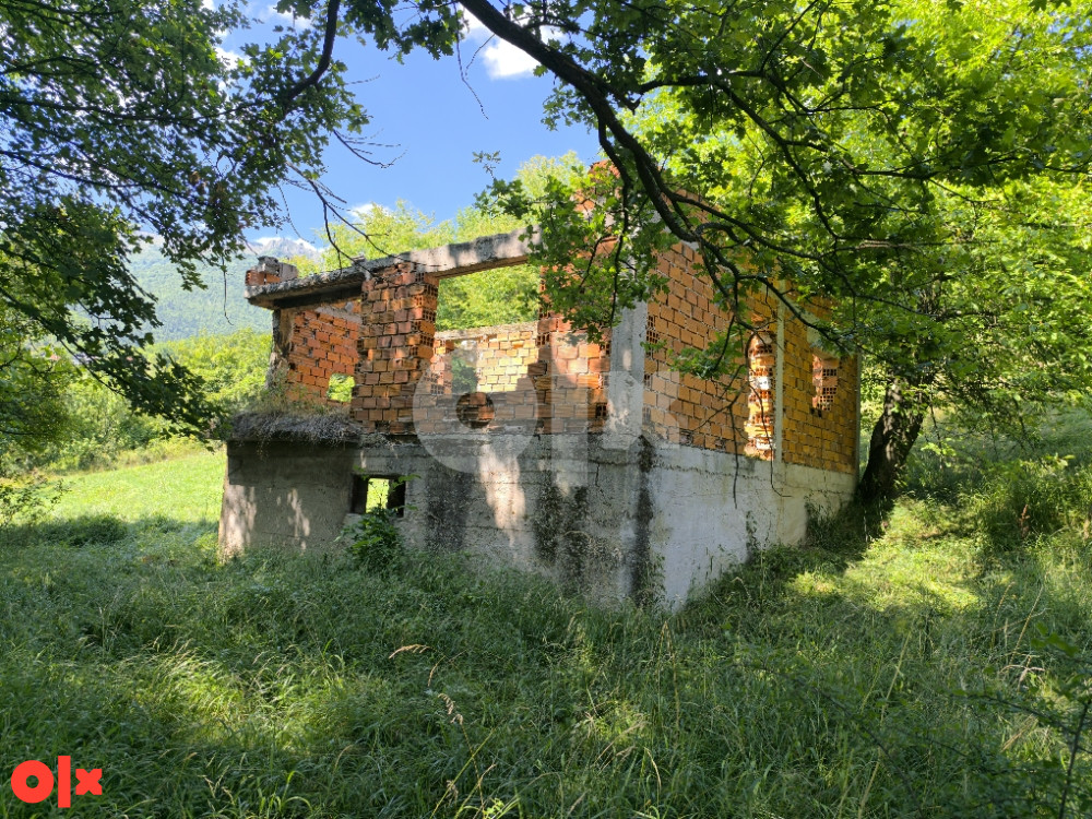 Kuća Turbe(Secevo) sa 2000 kvadrata okucnice 3