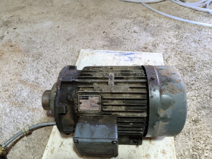 Elektromotor 4kw trofazni sa ekscentrom