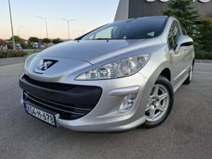 PEUGEOT 308 1.6 HDI 2010.G. LIMUZINA ODLICNO STANJE