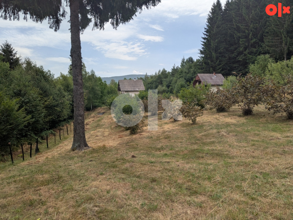 Zemljište i vikendica na Komaru -Travnik 2