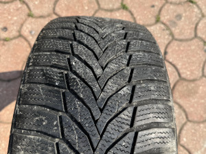 Prodajem 1 gumu 205/40/17 Nexen