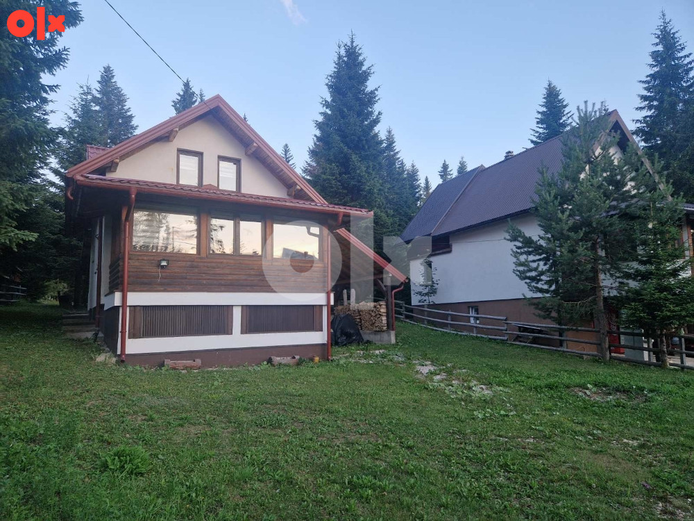Vikendica Jahorina  Dvorista 1250 m2 plac 1/1 3