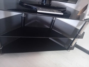 Tv stalaza kao novo